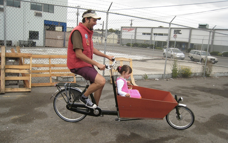 Illustration for article titled Why You Should Be On A Cargo Bike